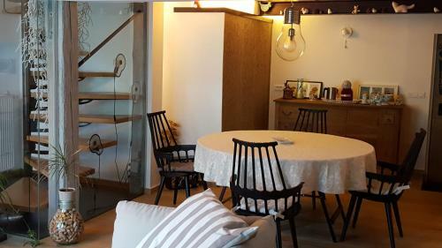 Bed & Breakfast Le Chat Rouge Chambres D'h�tes de Charme En Alsace