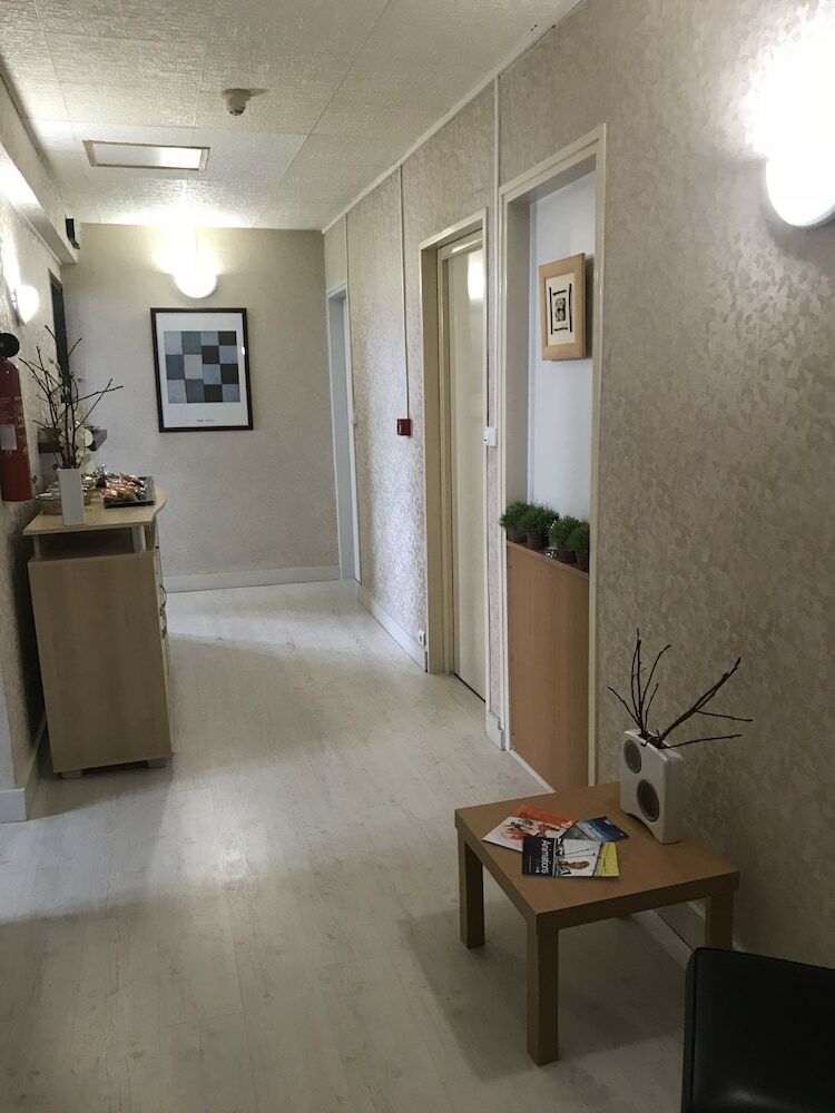 Hotel H�tel Du Commerce