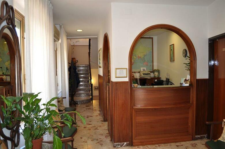 Hotel Condor