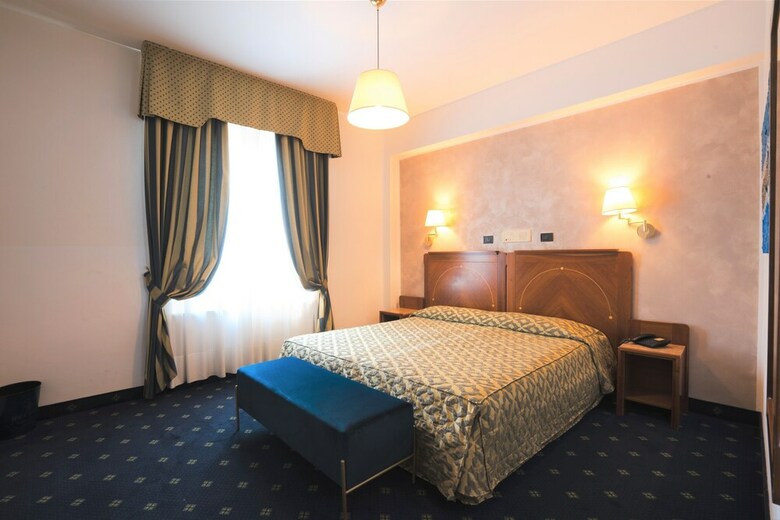 Rechigi Park Hotel