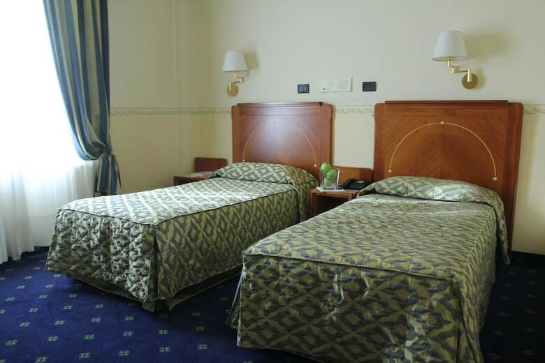 Rechigi Park Hotel