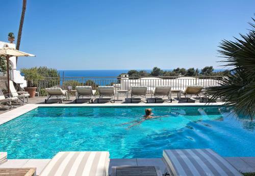 Hotel Canasta