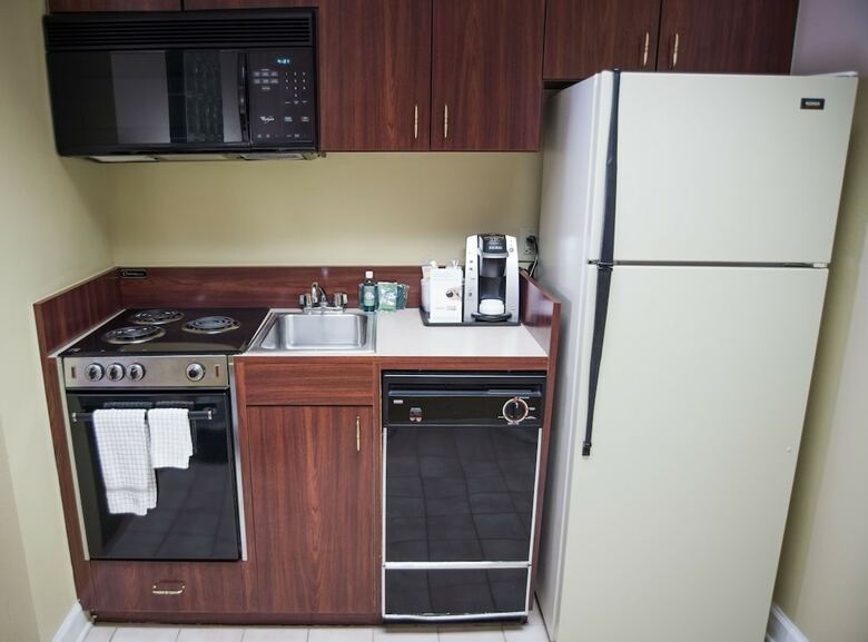 Holiday Inn Express Hotel & Suites Conover - Hickory Area
