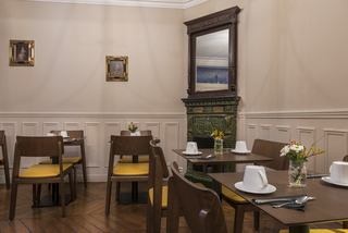 Hotel De La Porte Dor�e