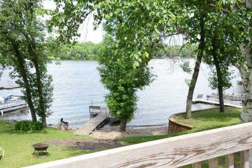 Hotel Riverside Resort
