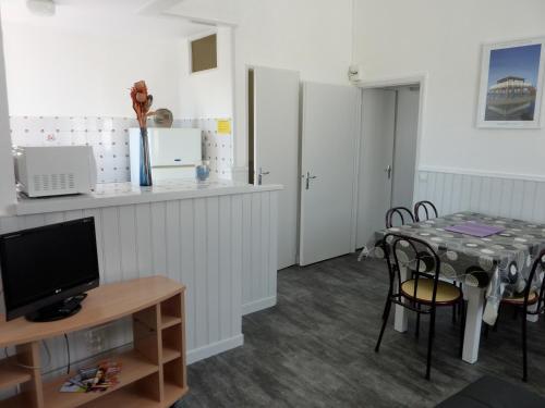 Aparthotel H�tel-r�sidence Le Grillon