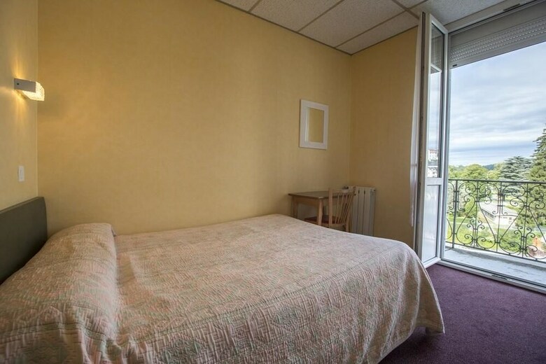 Hotel H�tel Montfort