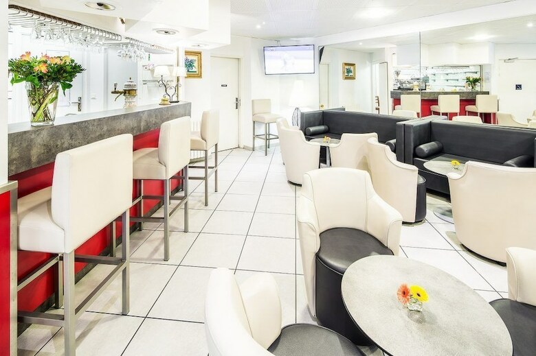 Hotel H�tel Notre Dame De France