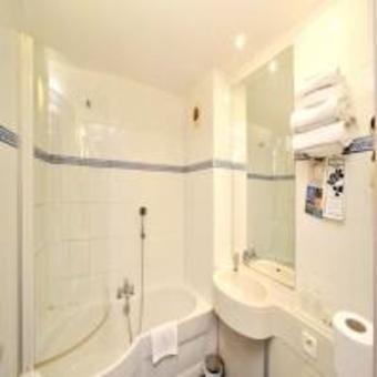 Hotel Kyriad Annecy Sud
