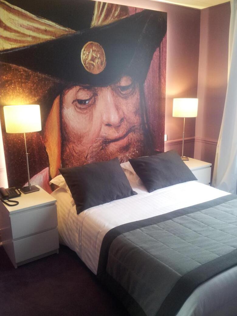 Cecyl Hotel