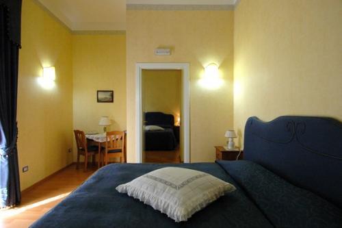 Hotel Bonapace Porta Nolana