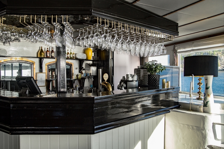 Malardrottningen Yacht Hotel
