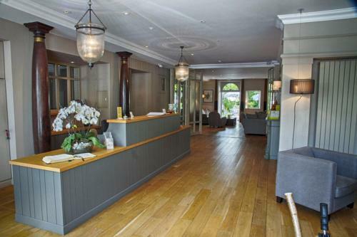 Hotel H�tel Le D'avaugour - Logis