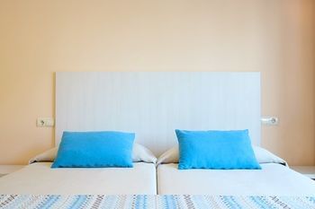 Universal Aparthotel Don Camilo