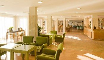 Universal Aparthotel Don Camilo