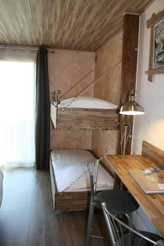 Bed & Breakfast La Demeure Insoup�onn�e
