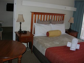 Aberdeen Motor Inn