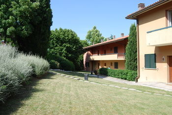 Aparthotel Residenze Al Colle Dei Pini