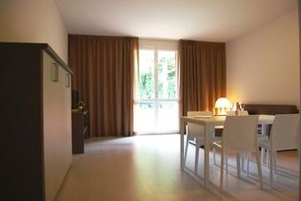 Aparthotel Residenze Al Colle Dei Pini
