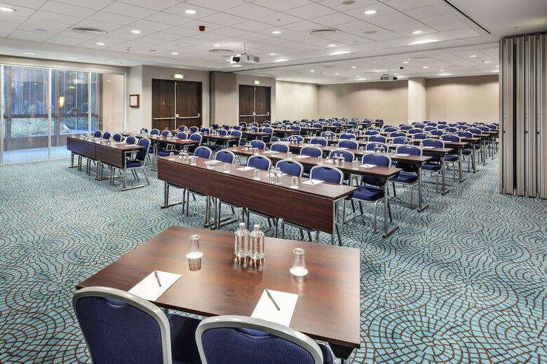 Hotel Courtyard By Marriott Prague City