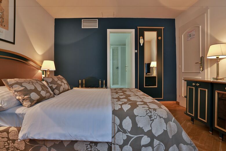 Hotel Elysee