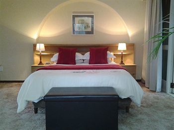 Hostal Dolphin View Guesthouse