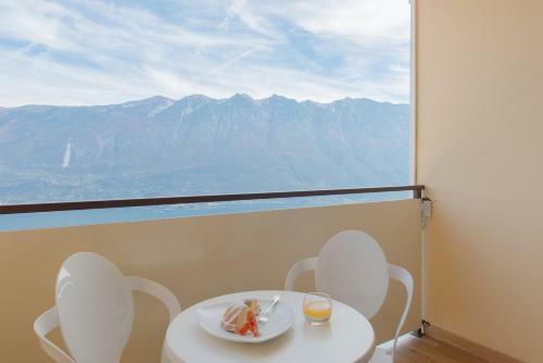 Village Hotel Lucia