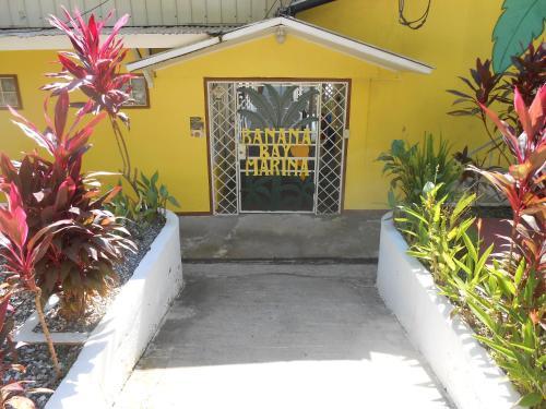 Hotel Banana Bay Marina