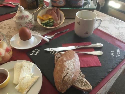 Hostal Gasthof Eberhard - Hof, Wirtshaus & Herberge