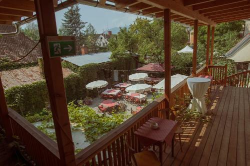 Hostal Gasthof Eberhard - Hof, Wirtshaus & Herberge
