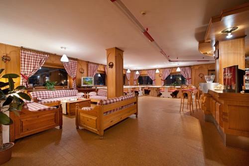 Hotel Teola