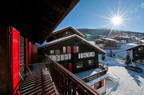 Hotel Teola