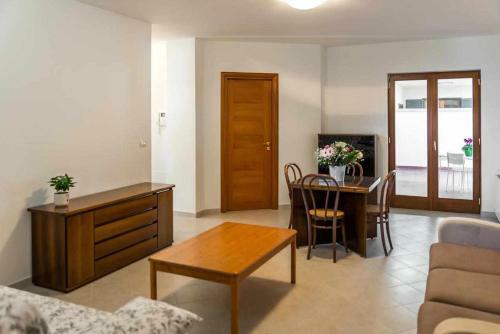Apartamento Residence La Vallonea Full A