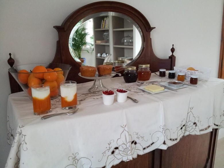 Hostal Montjuic Bed & Breakfast