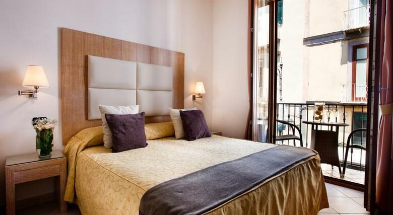 Hotel Sorrento City