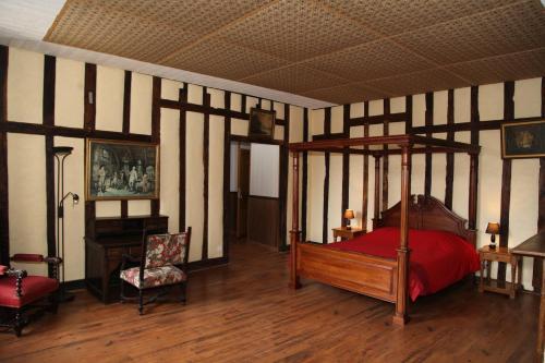 Hostal Caf� De France