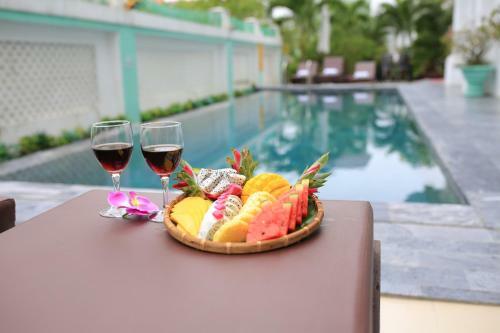 Golden Dragon Hotel