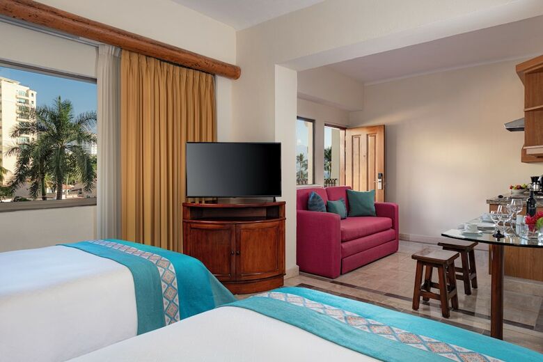 Hotel Velas Vallarta Suite Resort