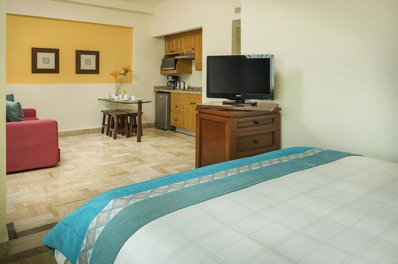 Hotel Velas Vallarta Suite Resort