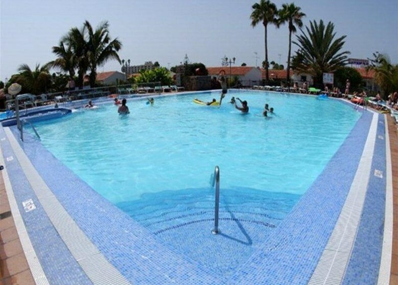 Apartamentos Bungalows Santa Clara
