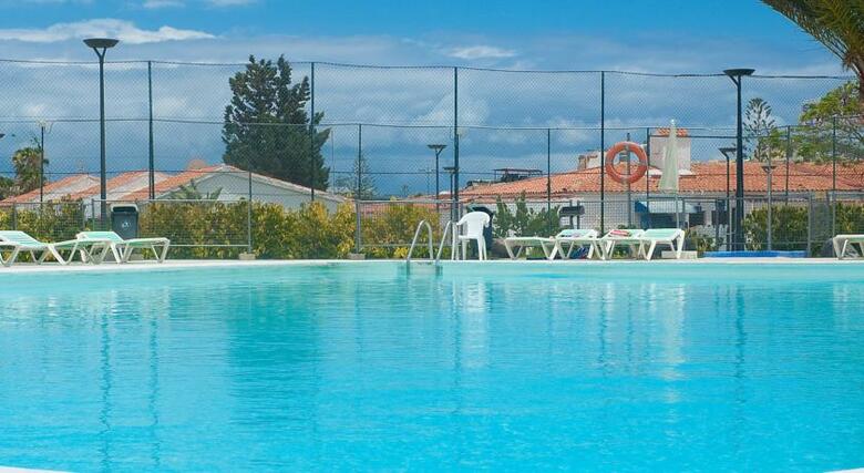 Apartamentos Bungalows Santa Clara