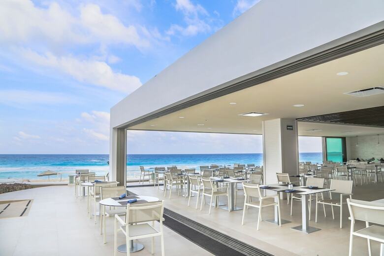 Hotel Sandos Cancun Luxury Experience