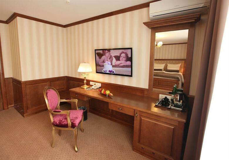 Hotel Nadia