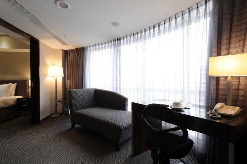 K Hotel - Yunghe