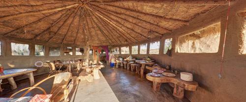 Original Maasai Lodge ? Africa Amini Life