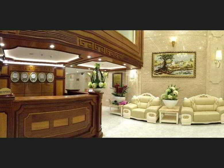 Orange Hotel