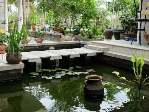 Rock Villa