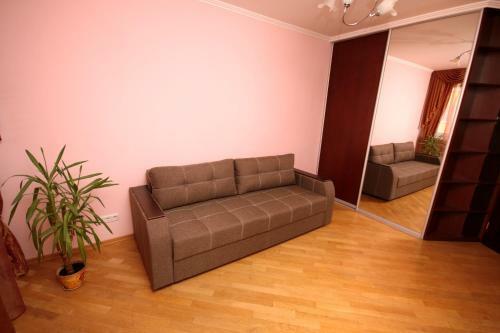 Apartments At Livoberezhna