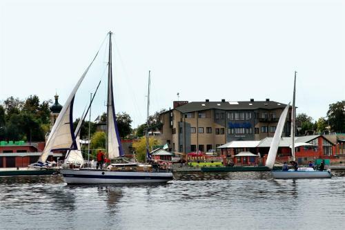 Hotel Maxim Marine Yacht Club