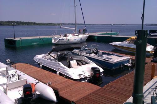 Hotel Maxim Marine Yacht Club
